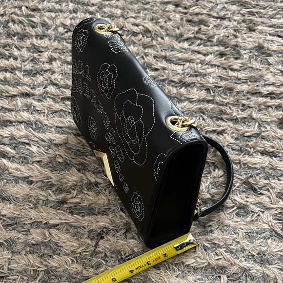 Karl Lagerfeld Luxury Black Floral Shoulder Bag with Gold Hardware - Picture 4 of 14